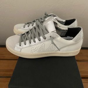 P448 white with gray/silver